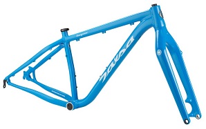 �t���[��